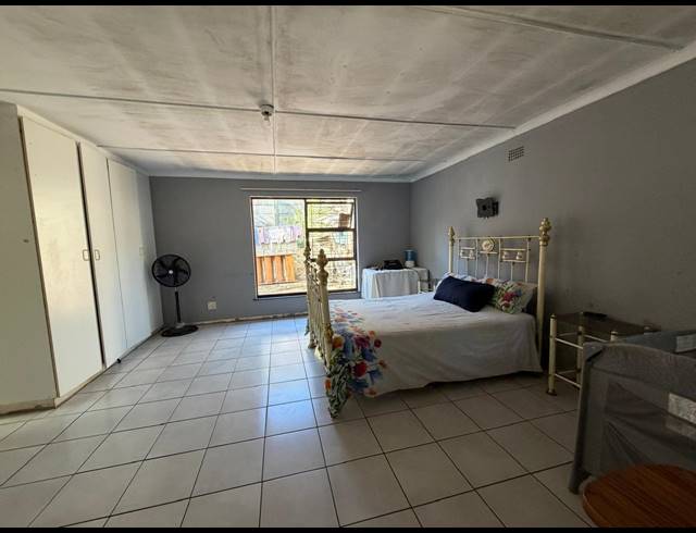 3 BEDROOM HOUSE FOR SALE IN CLOETESVILLE